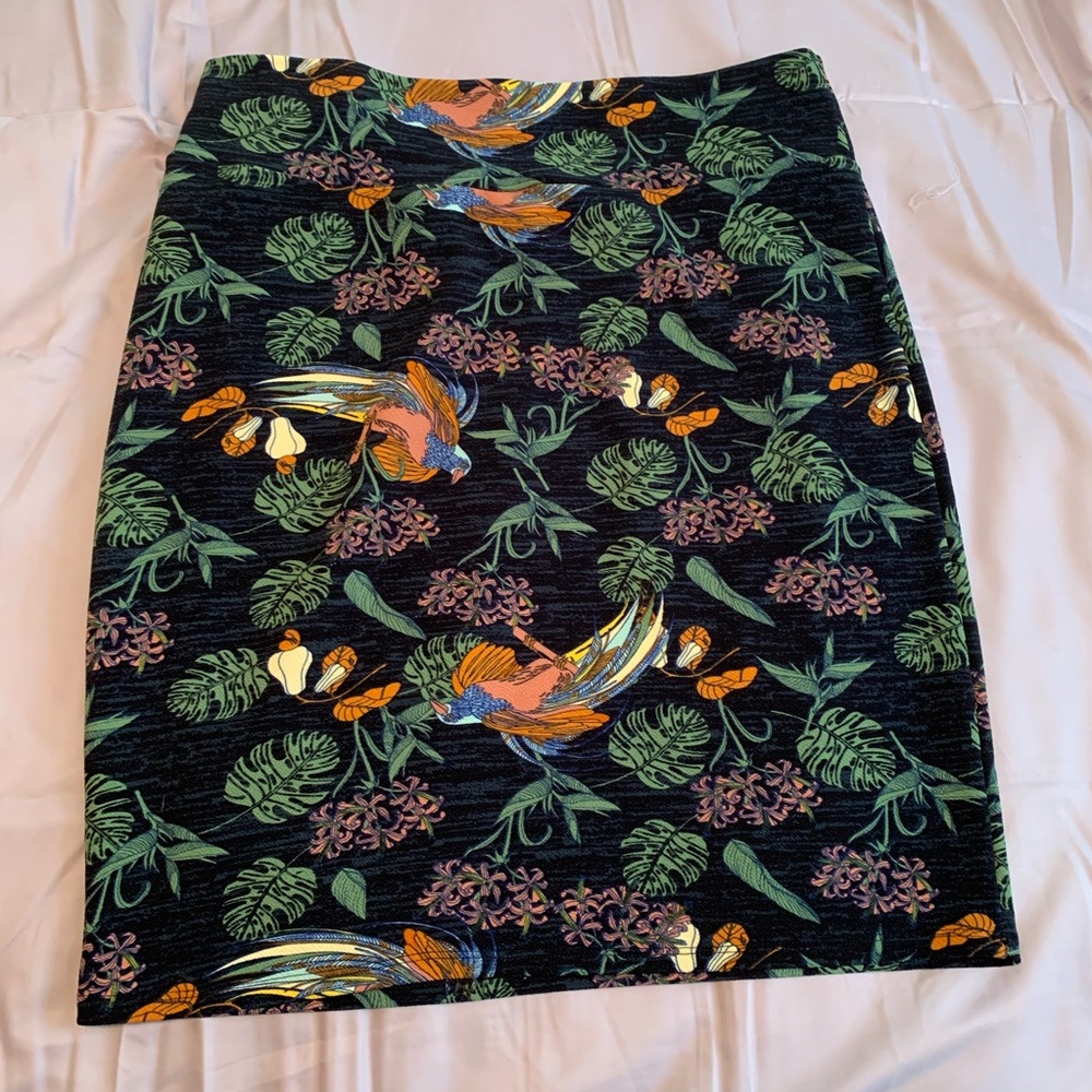 Lularoe Cassie Skirt Tropical Birds Pattern